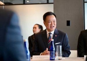 Thai Prime Minister meets with executives of Bank of America, Microsoft, and PIMCO