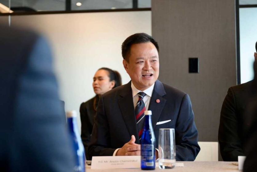 Thai Prime Minister meets with executives of Bank of America, Microsoft, and PIMCO