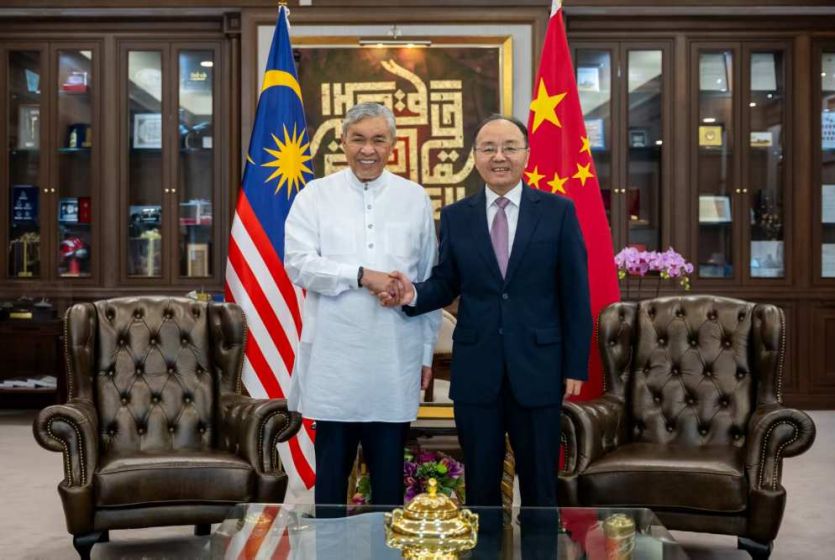  Chinese Ambassador to Malaysia Ouyang Yujing Makes Farewell Call on Malaysia&rsquo;s Deputy Prime Minister Zahid  
